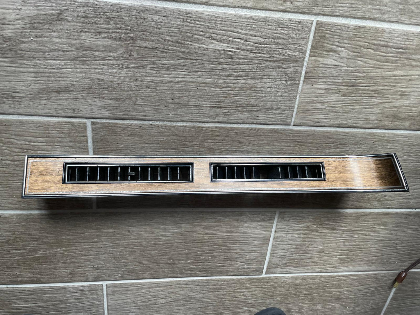 1978-1988 Oldsmobile Cutlass Supreme Woodgrain Dash Vent Trim Strip OEM GM