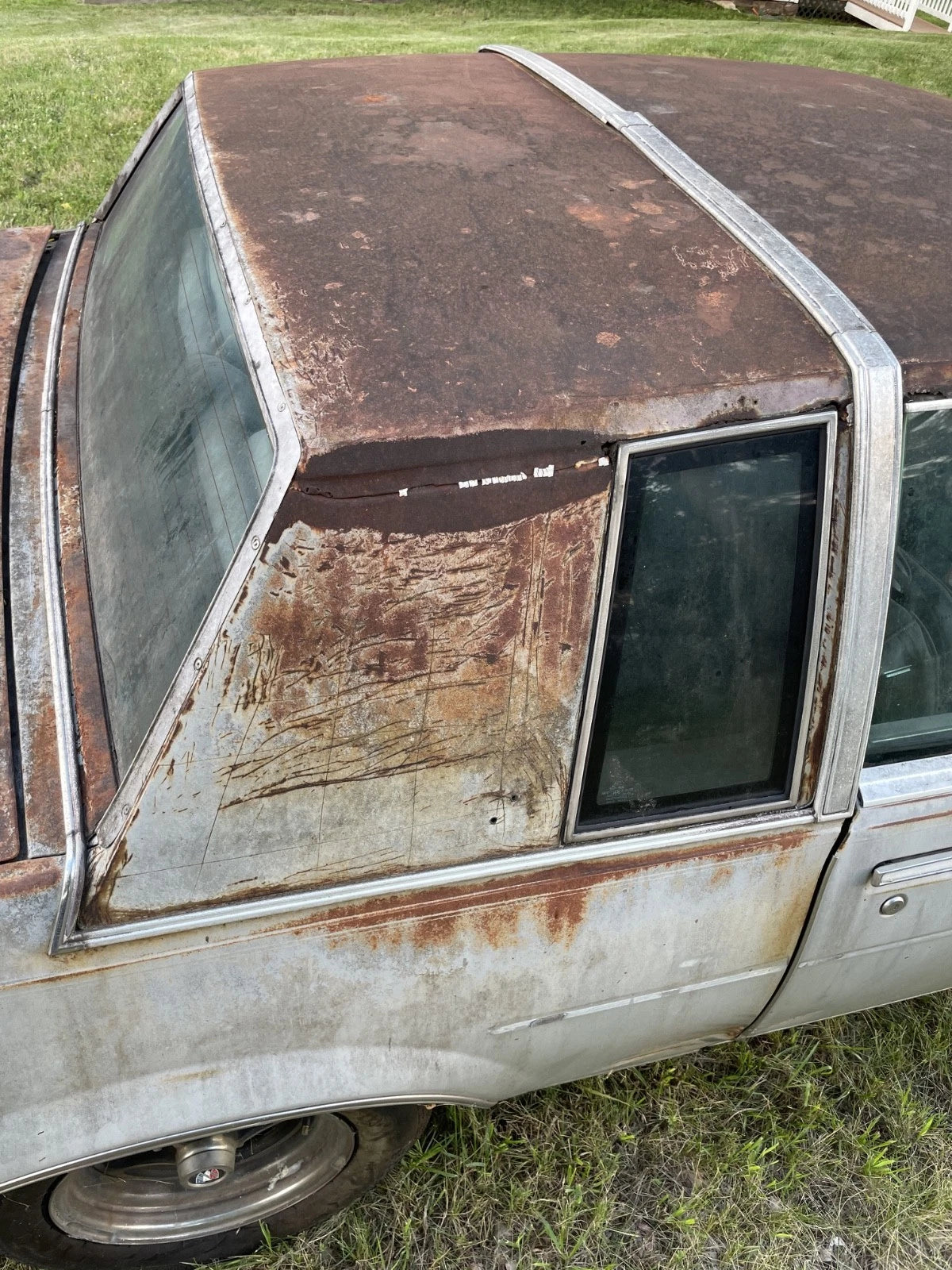 1984 - 1987 Regal Rear Quarter Window Glass RH Passenger side