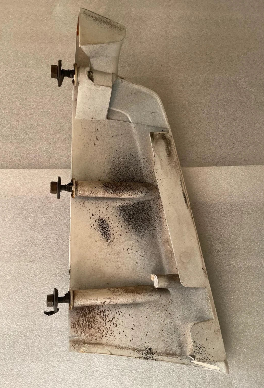 1981-1988 Oldsmobile Cutlass Quarter Panel Extension Taillight Filler White RH