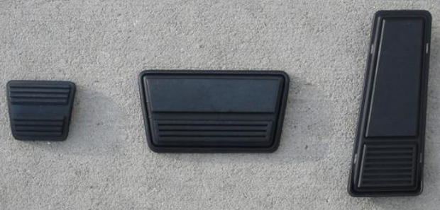 1978-1988 Monte Carlo El Camino Cutlass Reproduction Automatic Pedal Pad Kit