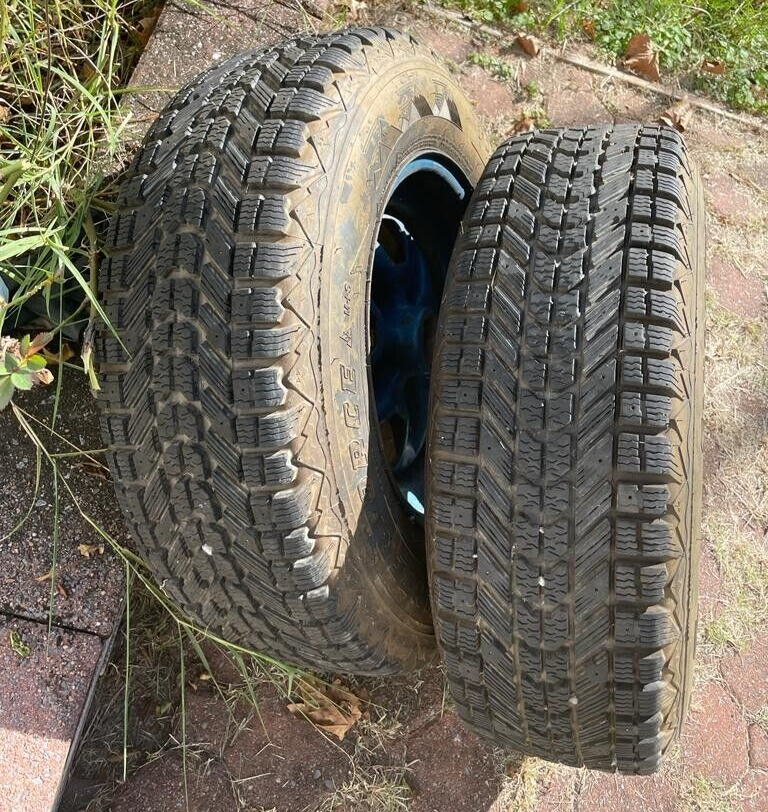 tires Tire 215/70r15 for both tires only