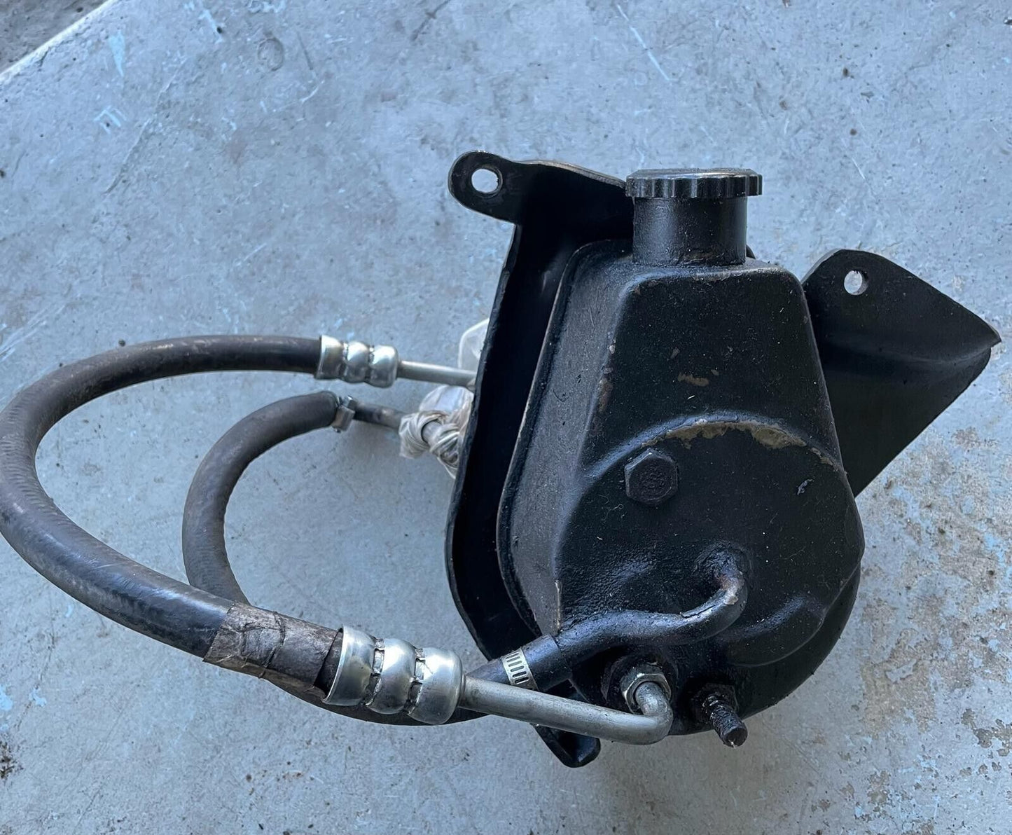 1978-1988 G-Body Monte Carlo Cutlass Power Steering Pump Bracket and Pulley