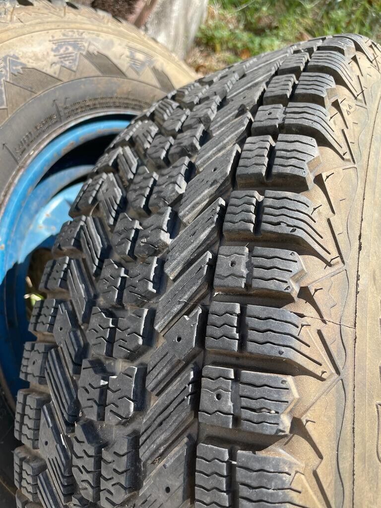 tires Tire 215/70r15 for both tires only