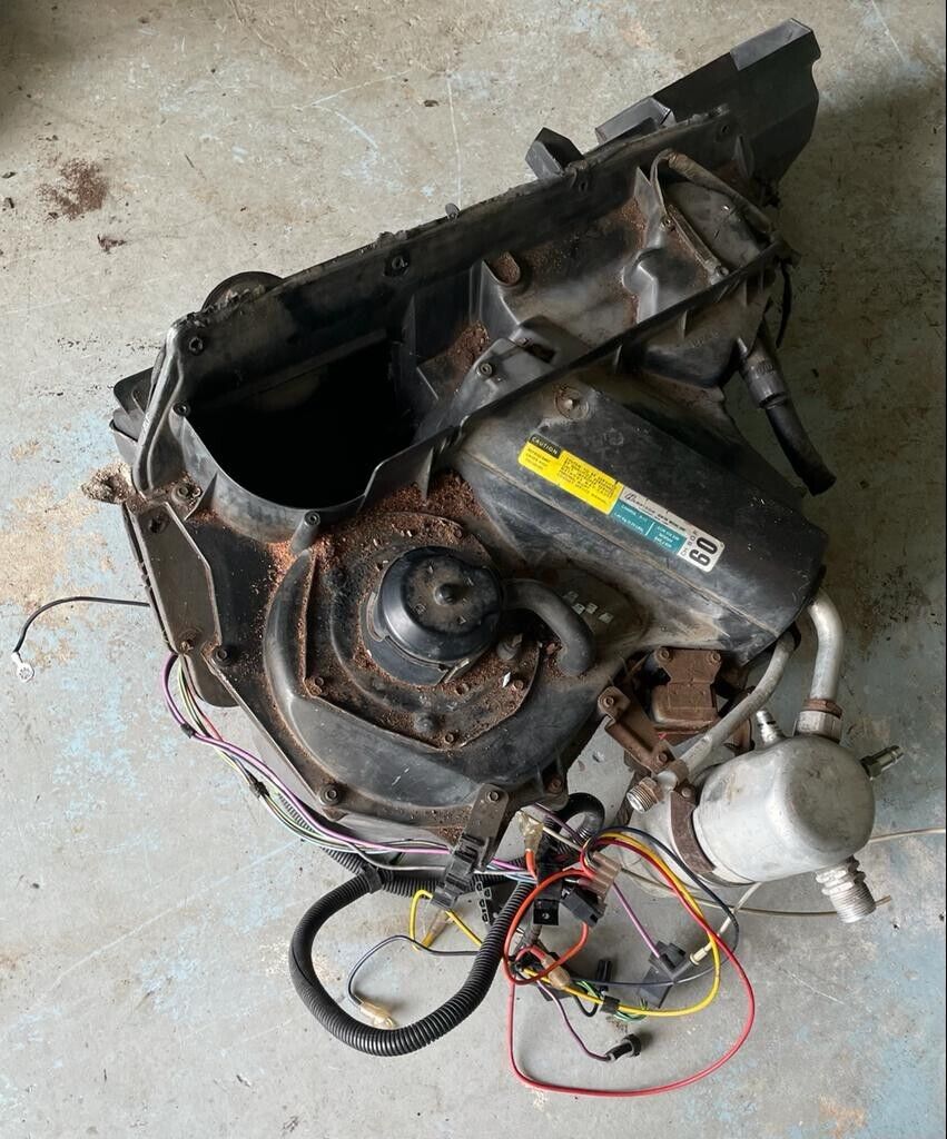 1984 - 1987 Buick Regal Grand National Turbo 3.8L V6 Heater Box AC Assy OEM GM