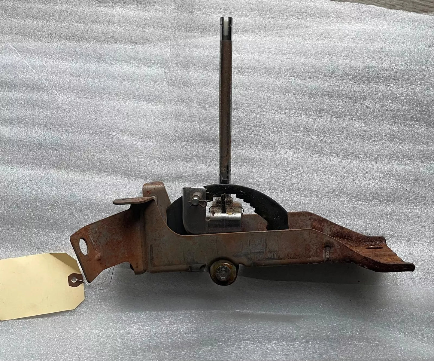 78-88 Gbody Olds Cutlass 442 Automatic Floor Shifter Assembly