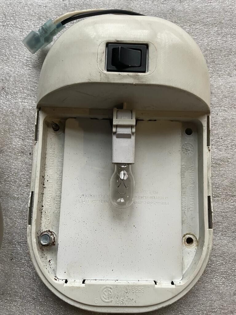 1978-1988 Oldsmobile Cutlass Original GM Deluxe Dome Reading Map Light