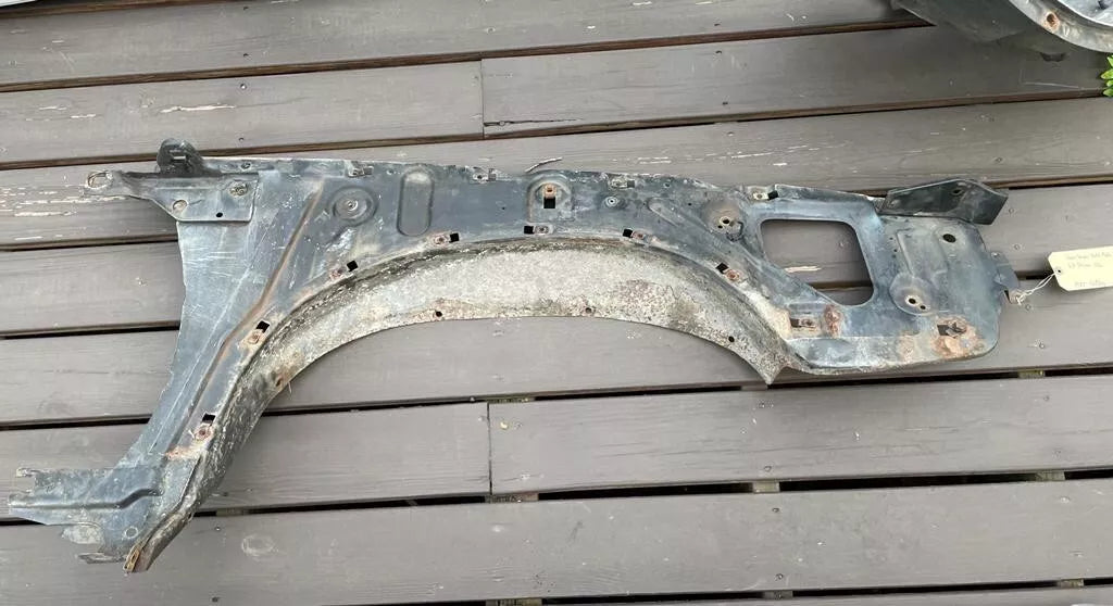 81-88 Cutlass Supreme Fender Inner brace Metal LH Driver Side