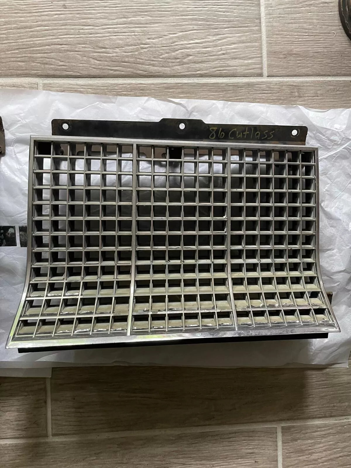 81-86 Oldsmobile Cutlass Supreme Header Panel Grill Set