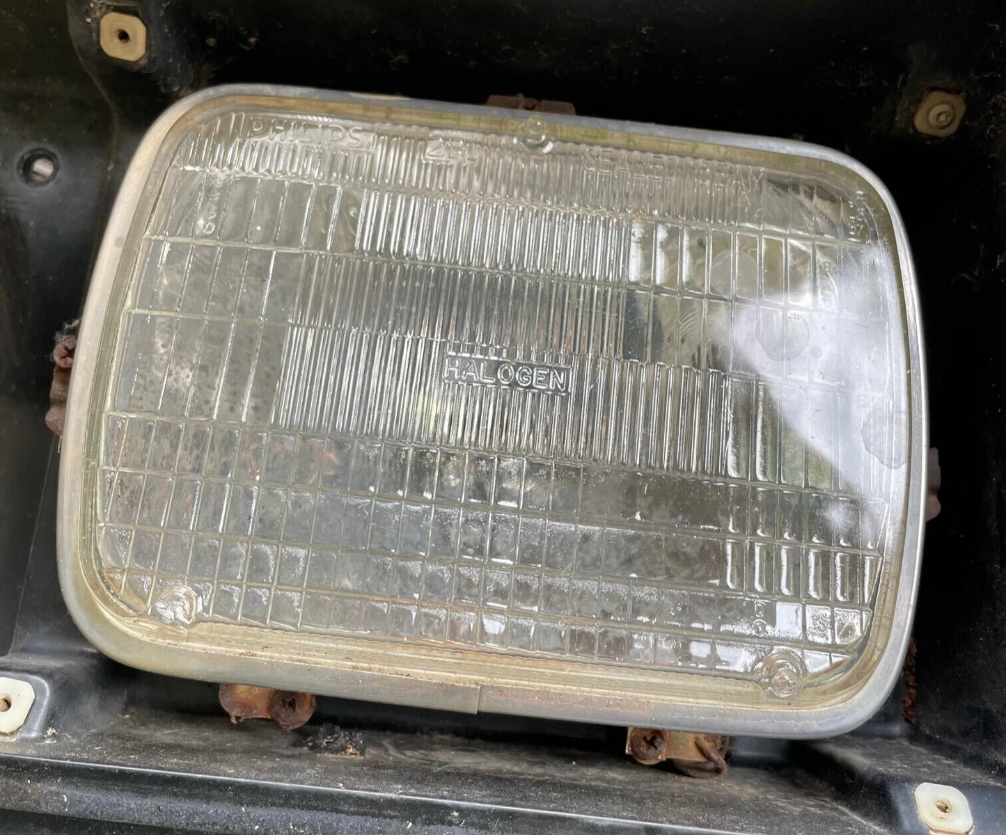 1978-1981 Chevy Monte Carlo Malibu Gbody Headlight Lamp Buckets