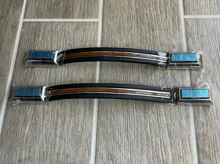 1978-1988 Door panel Pull Strap Kit Black & Woodgrain Pair