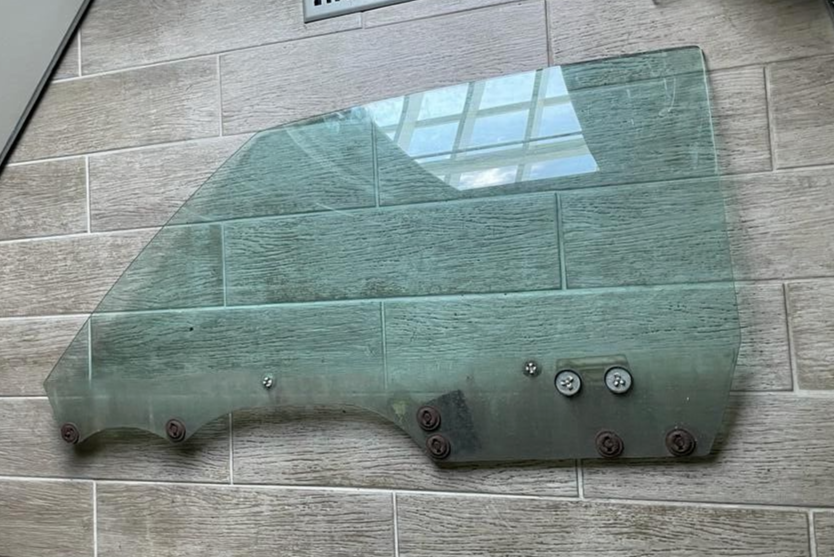 1978 - 1988 Monte Carlo Cutlass Salon Door Glass LH Driver Side OEM GM