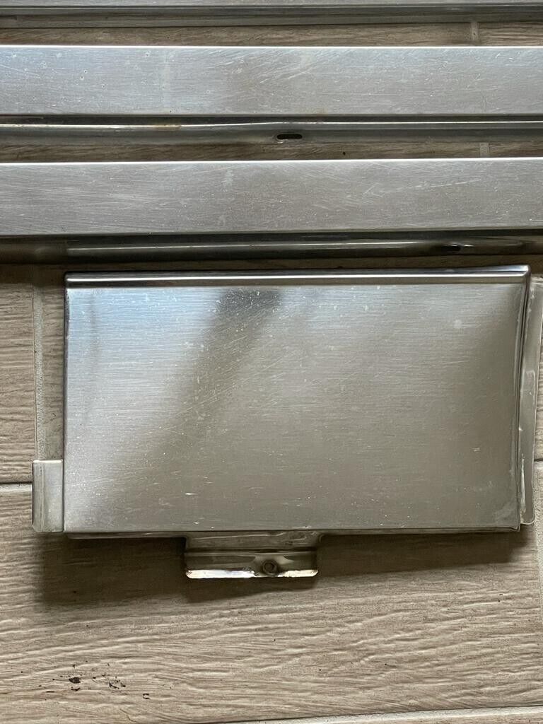 1981 - 1987 Gbody Buick Regal Limited Lower Rocker Trim Set OEM Genuine GM