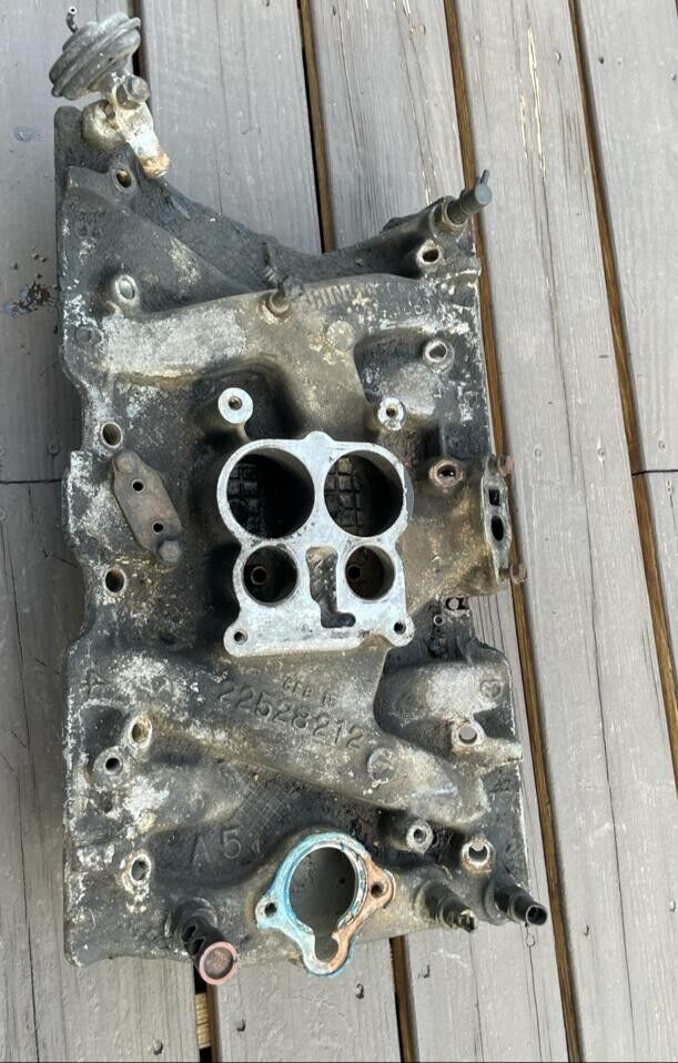 81-88 Cutlass supreme Olds 307 Aluminum Intake Manifold