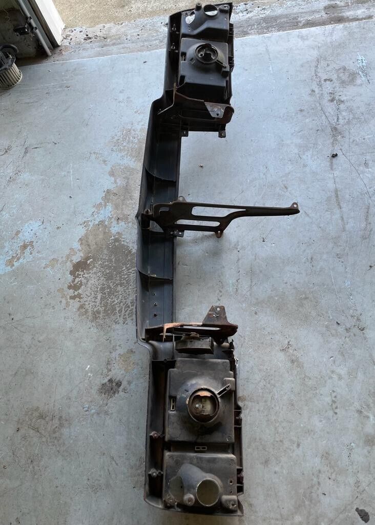 1978-1979 Chevy Chevrolet Monte Carlo Header Panel Head Lamp