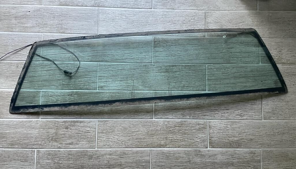 78-88 Buick Regal Monte Cutlass Rear Window Back Glass Heated