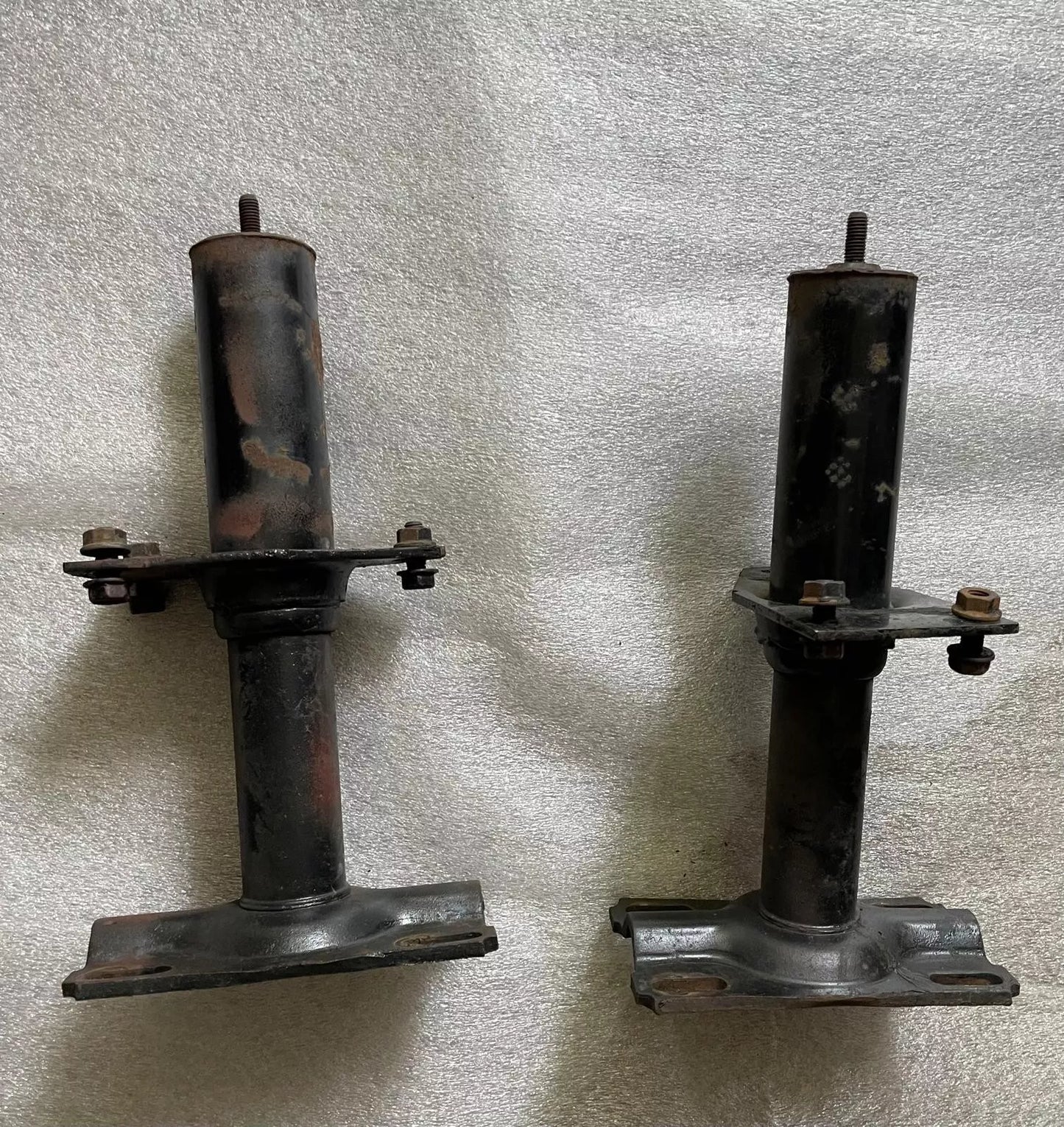 1981-1988 Monte Carlo SS LS R&L Front Bumper Shocks