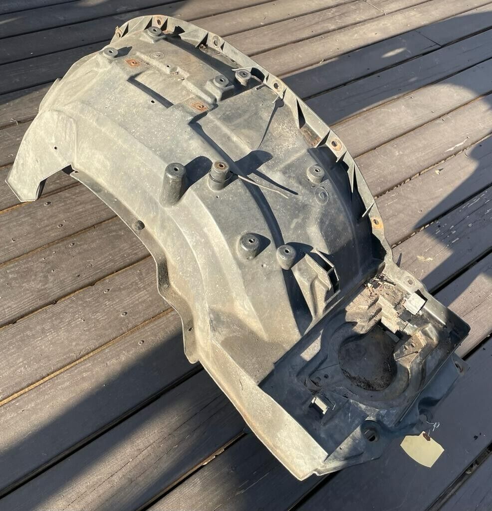 1984 1985 1986 1987 Cutlass Regal Fender Well LH Driver Side OEM