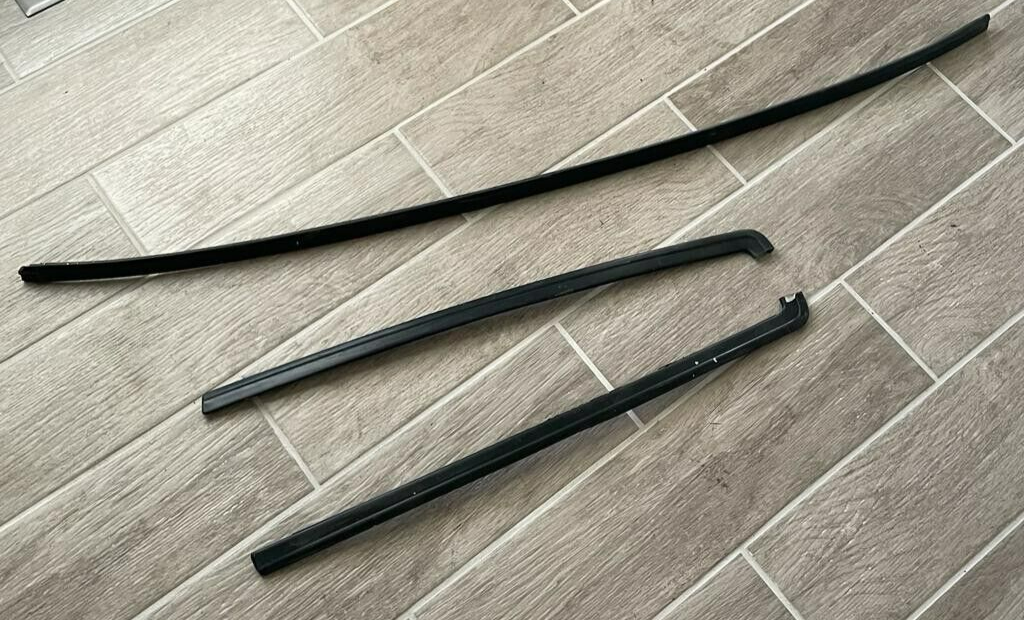 81-88 Monte Carlo SS Cutlass Regal Windshield Trim