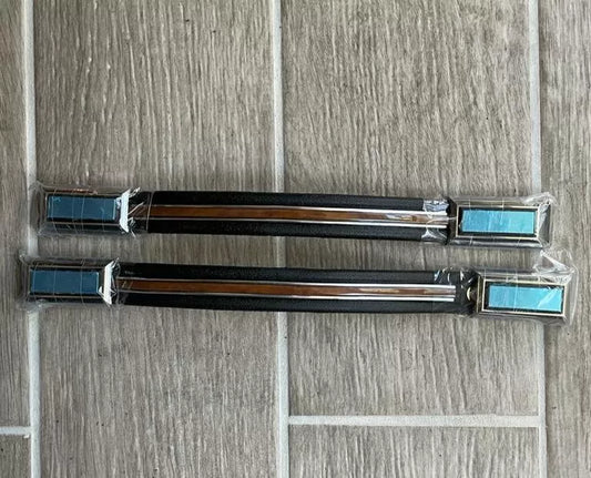 1978-1988 Monte Carlo Cutlass Door panel Pull Strap Kit Black & Woodgrain Pair