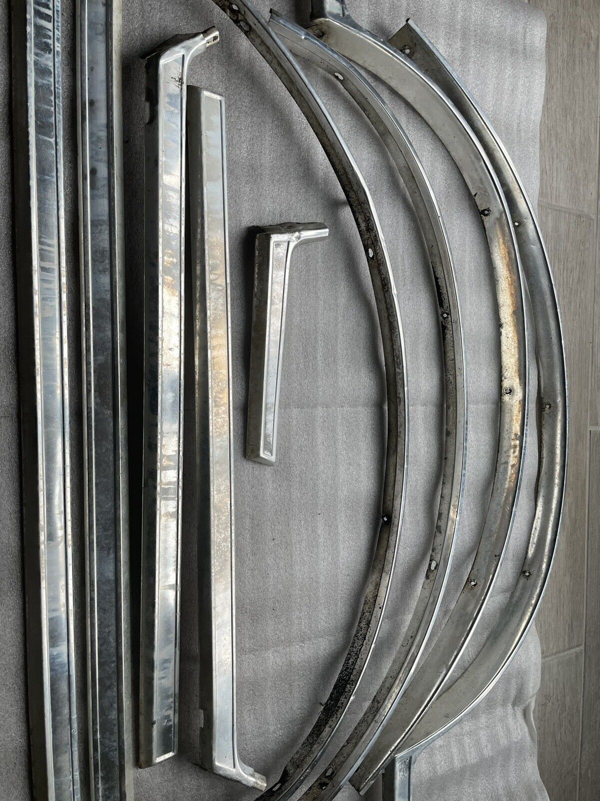 7879 Chevy Monte Carlo Chrome Rocker Trim Moldings Set Rare GBody Kings